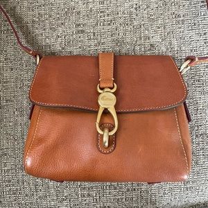 Dooney and Bourke Florentine Leather Crossbody w/logo lock